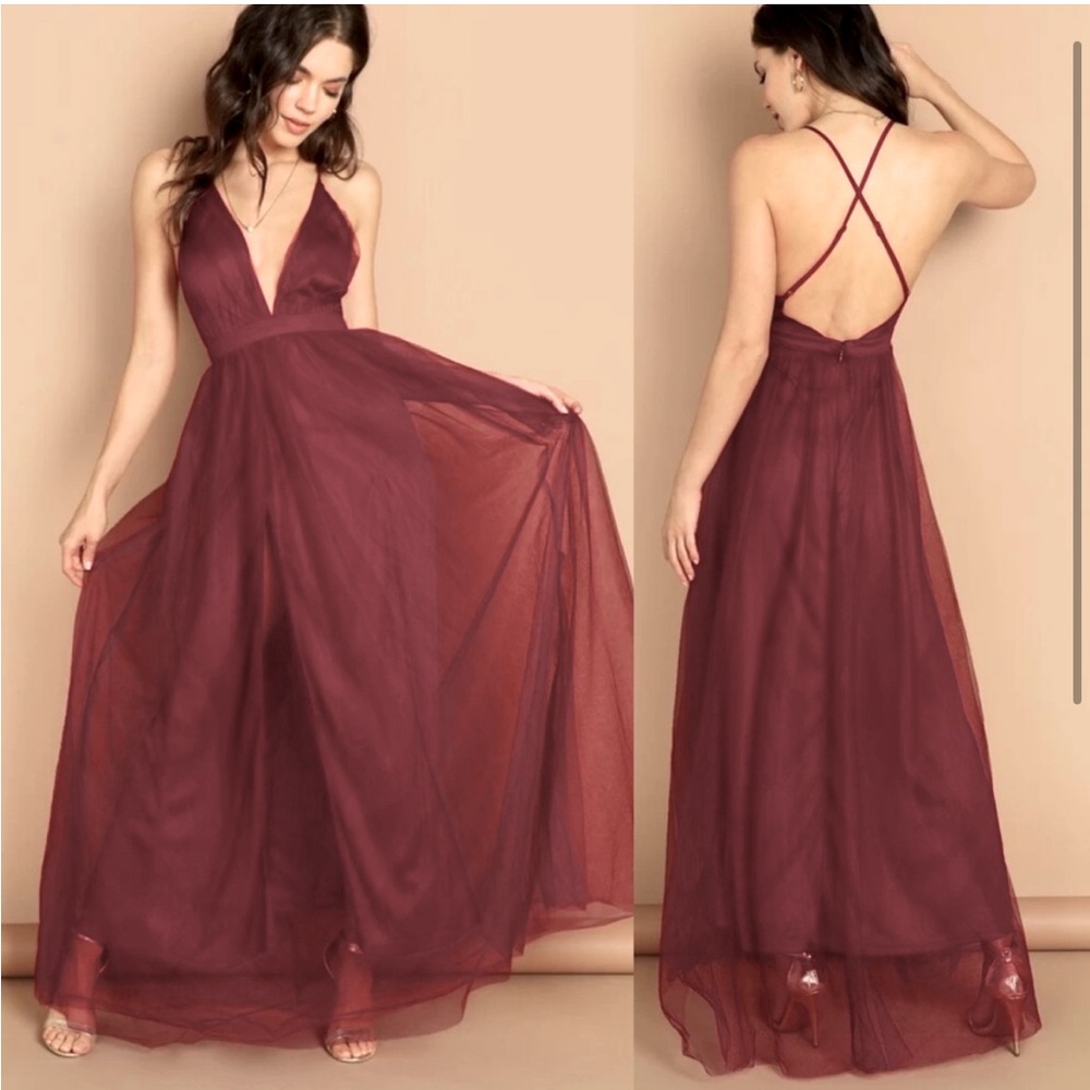 COPY - Bridesmaid/Formal Cross Cami Deep V Tulle Dress Size L